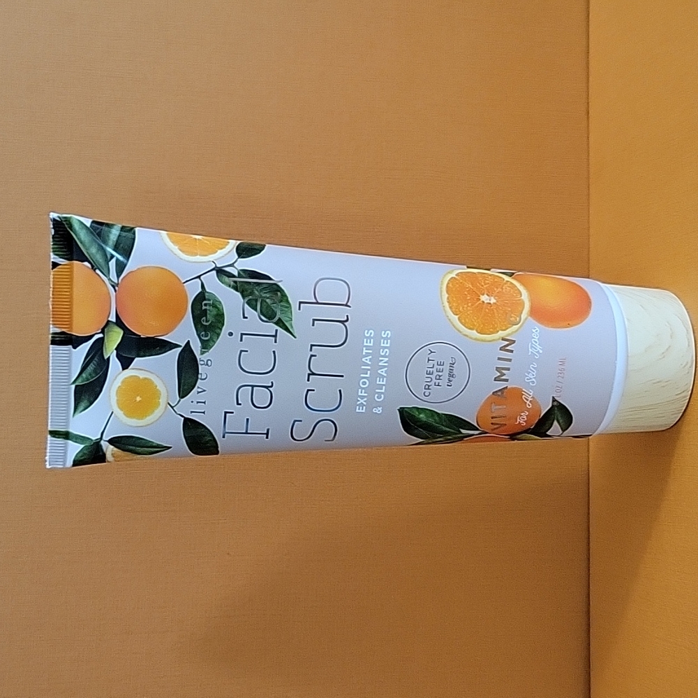 Livegreen facial scrub